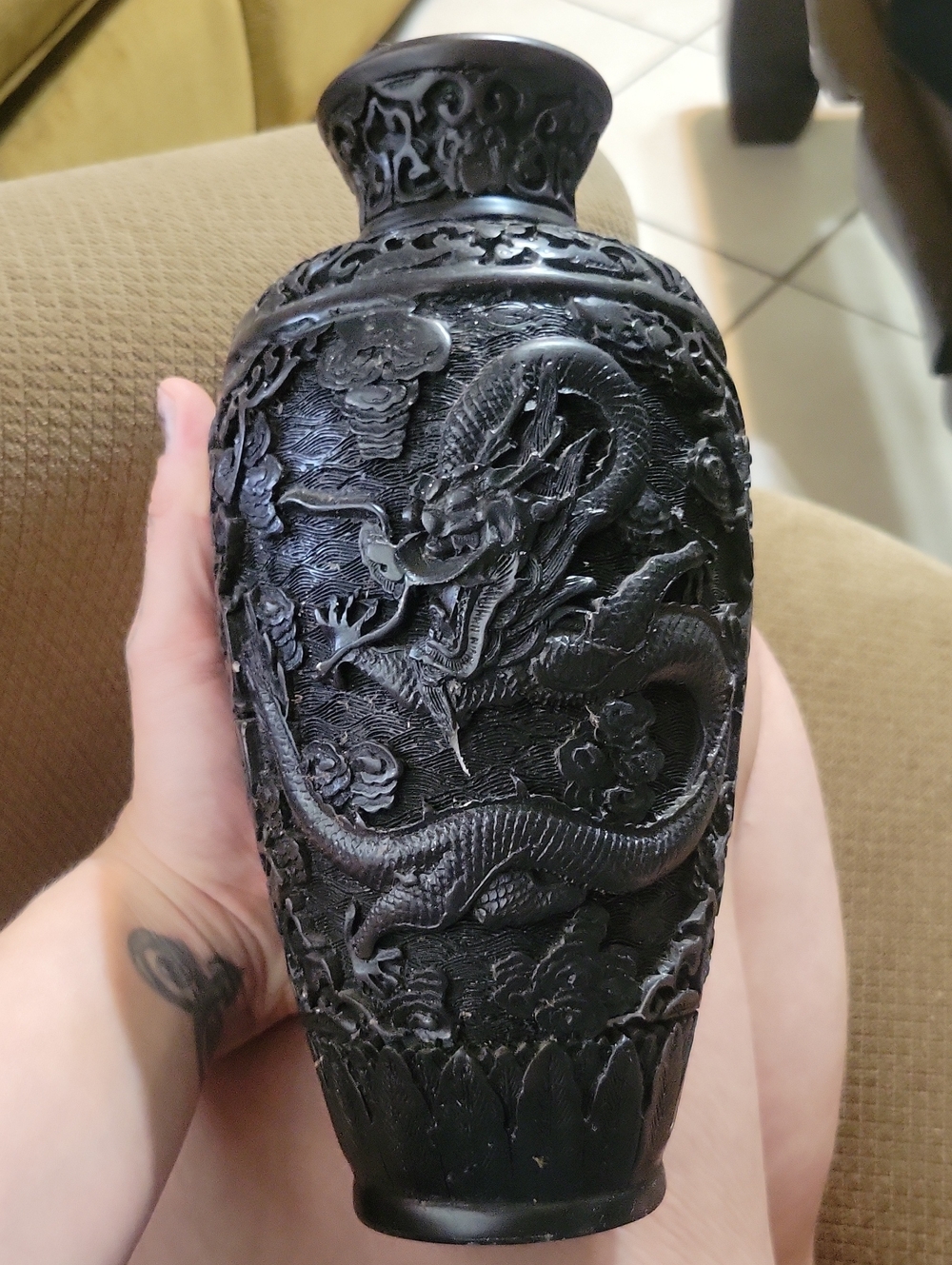 Black Dragon Relief Decorative Vase